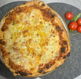Pizza Quattro Formaggi 