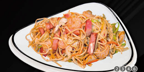 N7 Smažené Nudle tří chutí, kuře, krevety, krabí