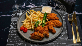 Aripioare de Pui Pane si Cartofi Prajiti 300g