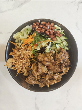 16. BÚN THỊT NƯỚNG - RYŽOVÉ REZANCE S GRILOVANÝM BRAVČOVÝM MÄSOM 550g