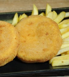 77. Smažený hermelín (100g)