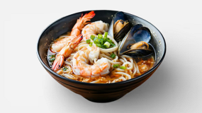 Udon cu Fructe de Mare