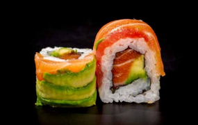 105 · RAINBOW ROLL