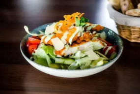 Salată Verde cu Piept de Pui