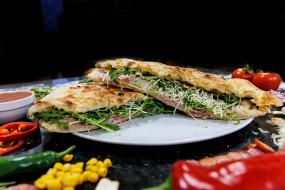 Focaccia Crudo Primavera
