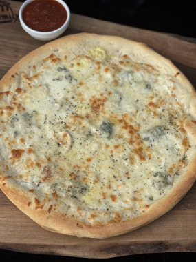 Pizza Quattro Formaggi
