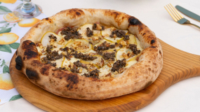 Pizza Pere, Noci e Gorgonzola Gourmet 