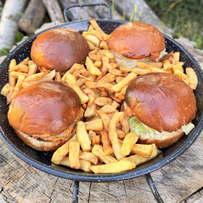 COMBO 4 BURGERI + CARTOFI