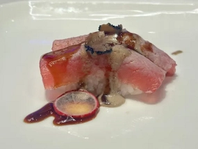 Nigiri Tuna Tartufo