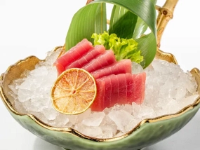 J56-sashimi Tonno