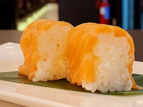 Uramaki Salmone Roll