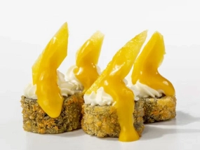 Hosomaki Salmon Mango Roll