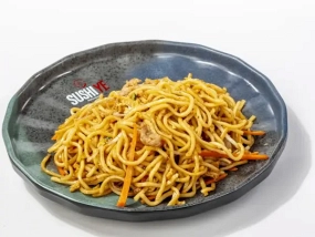Spaghetti con Carne e Verdure