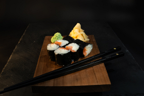 Sake Cream Cheese Maki