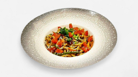 Wok Udon cu Pui și Sos Teriyaki