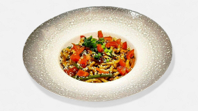 Wok Udon cu Pui în Sos de Susan