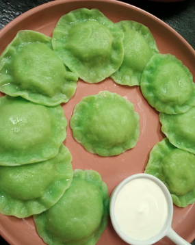 Pierogi z zielonym groszkiem, miętą i ricottą