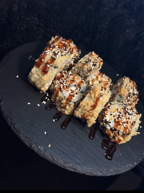 Unagi tempura 8szt (ryż, nori,ser,  węgorz, papryka,gogrek,cheddar,sos unagi,sezam)