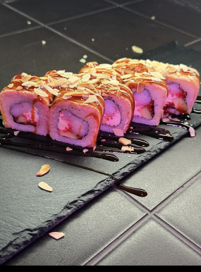 Miyabi 8szt (ryż, nori, ser, krewetki gotowane, awokado, tobiko, łosoś opalany, sos unagi, płatki migdałowe)