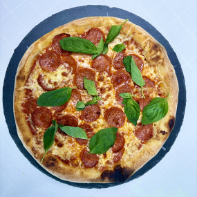 Pizza Calabrese (scharf)
