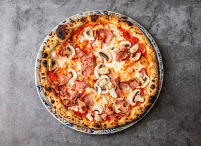 PROSCIUTTO COTTO E FUNGHI 