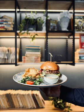 Beef Royal Burger