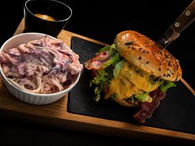 Burger by VoVa