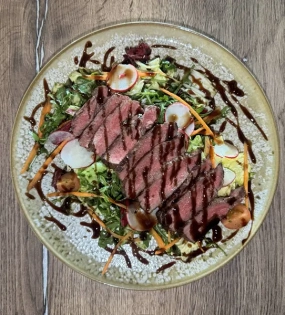 Salată cu Vită
