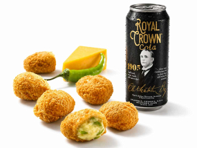 Rc Cola menu - Pikantní cheddarové nugetky, hranolky, cheddarový dip + Rc Cola zdarma