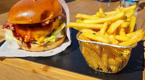 Burger Old Hound