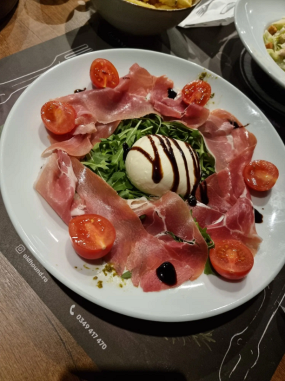 Salata Mozzarella Bocconcini