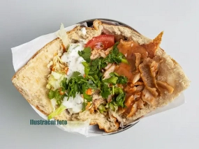Döner Kebab se sýrem