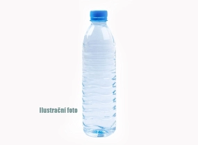 Voda neperlivá (0,5l)