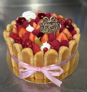 Charlotte aux fruits rouges 6 pers