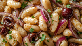 Salata de Fasole, cu Ceapa si Masline