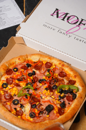Pizza cu de toate