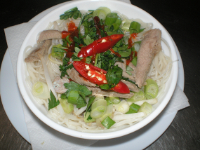 Pho leves csirkehússal