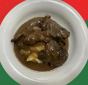 Carrilada de cerdo con Parmenter y su salsa 
