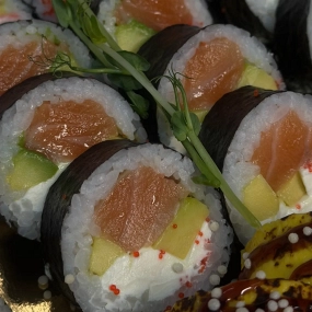 Futomaki łosoś