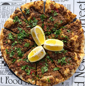 Lahmajun