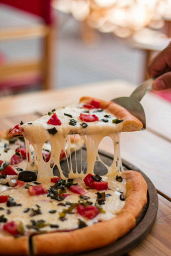 LES PIZZAS : BASE CRÈME FRAÎCHE