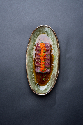 106 Tobiko Maguro Tataki 