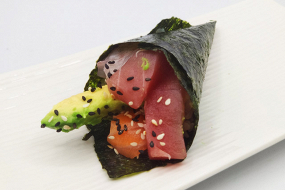 183. Temaki Pesce Misto