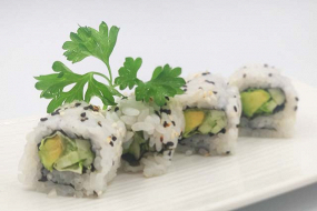 119. Uramaki Vegetariano