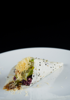 192. Temaki Black Ebi Tempura