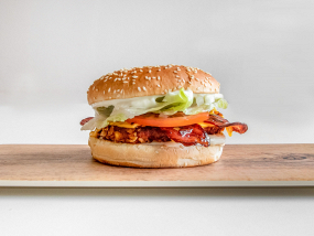 Deluxe Crunchy Burger