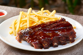 Costillas BBQ + Patatas Fritas
