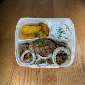 Gyros und Hacksteak	