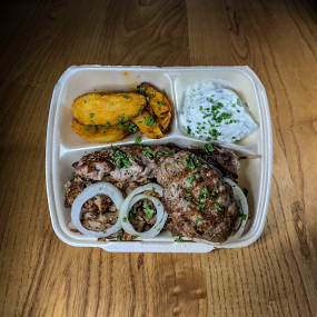 Gyros, Souvlaki und Hacksteak	