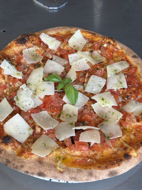Pizza Bruschetta
